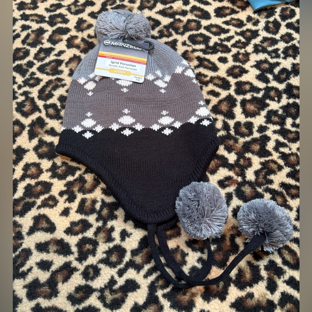NWT Manzella Youth Igrid Peruvian Knit Hat
